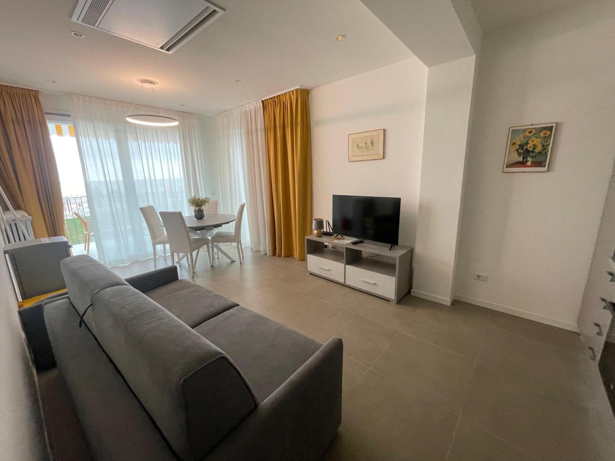 Nuovo Residence Serenissima Frontemare - Agenzia Cocal カオルレ エクステリア 写真
